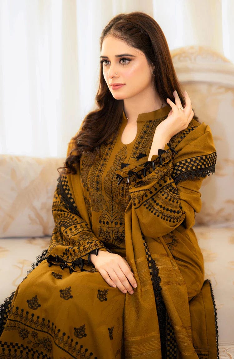 Olive Royale Embroidered Lawn 3-Piece Suit